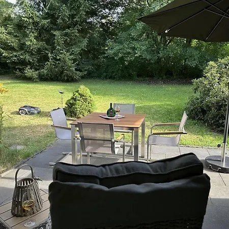 Prázdninový dům Schoenes 400m Vom See, Sauna, Kamin, Klima, Garten Lichtenberg (Bavaria)