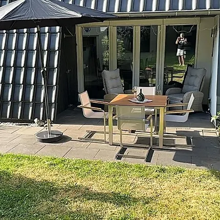 Schoenes 400m Vom See, Sauna, Kamin, Klima, Garten Lichtenberg (Bavaria)
